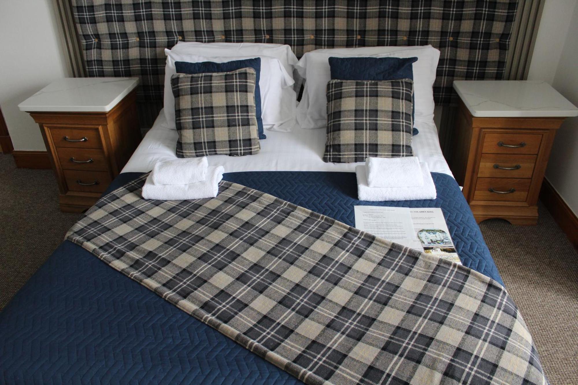 The Grey Gull Hotel Ardrishaig Екстер'єр фото